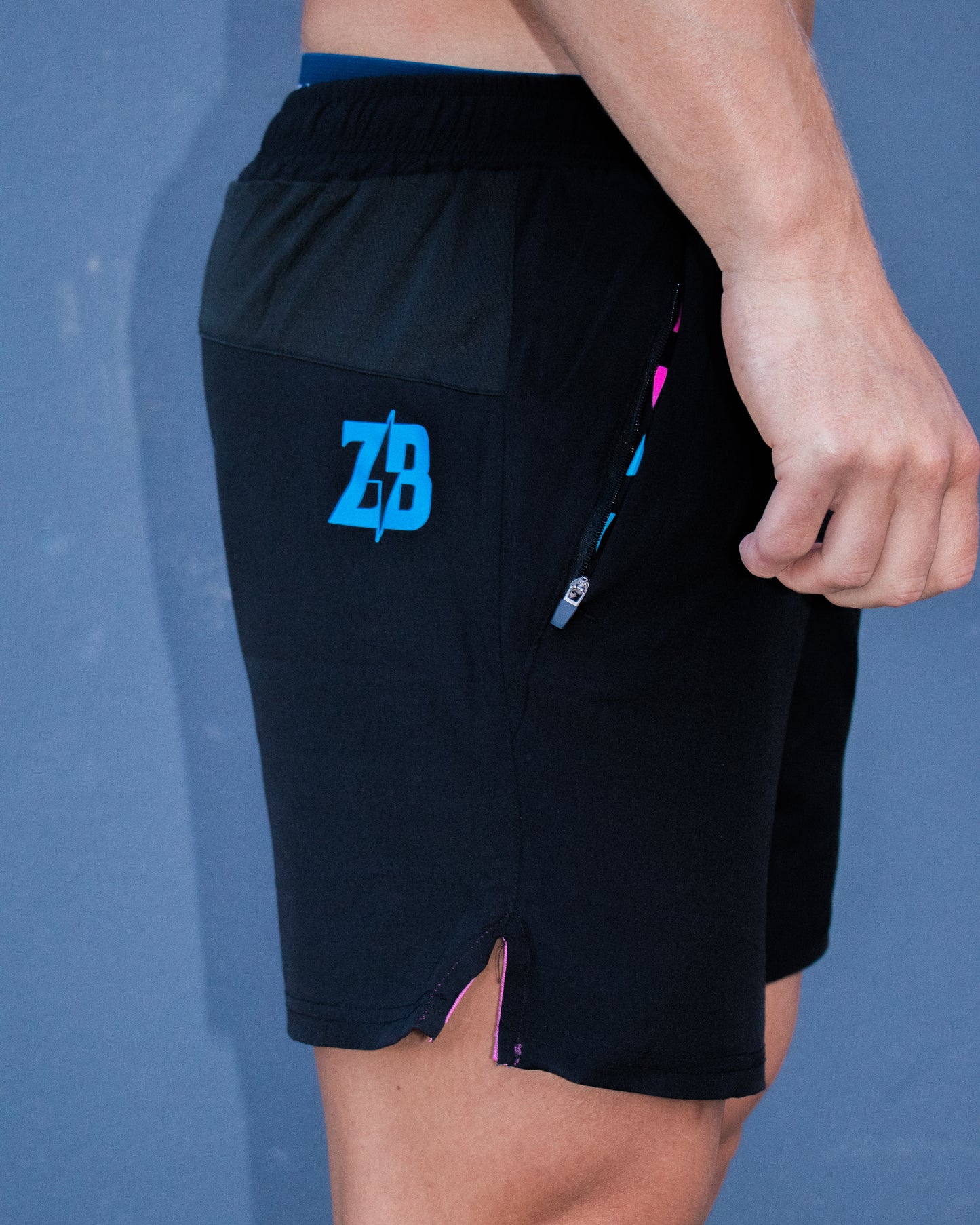 Signature Series (Black)